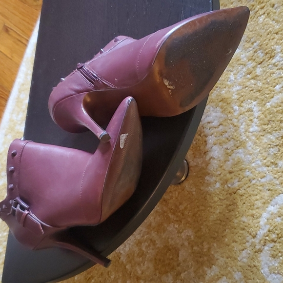 Enzo Angolini Booties - Picture 6 of 8